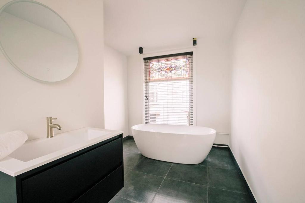 XXL loft with bath located Stadsvilla photo 3