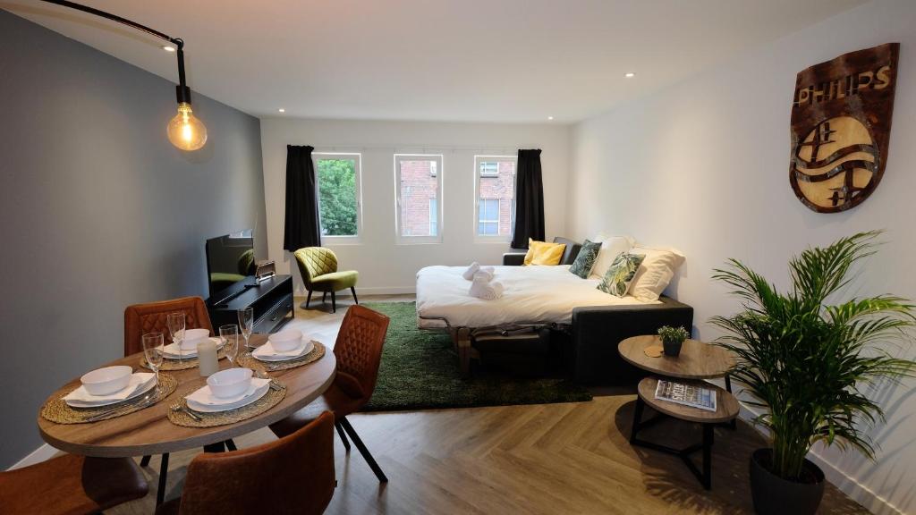 Spacious 65m2 Apartment in the Centre of Eindhoven - R65B photo 2
