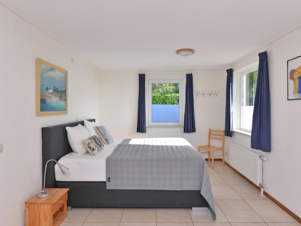 Bungalow near Veerse Meer & Beach photo 3
