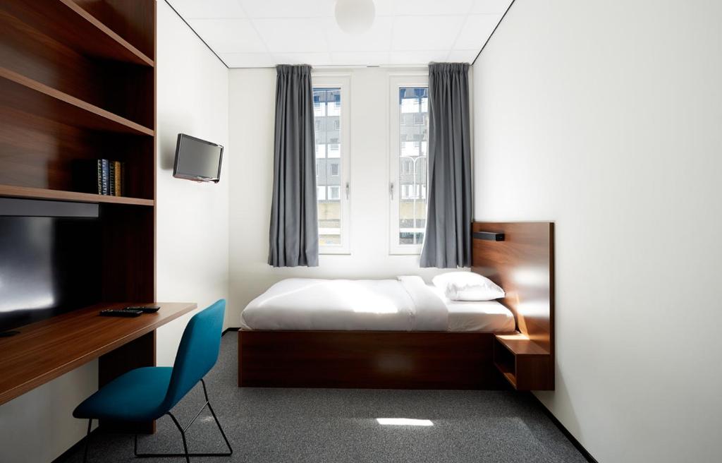 The Social Hub Rotterdam Extended Stay photo 2
