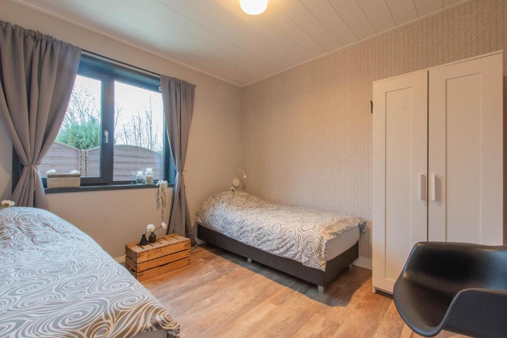 Stijlvol ingerichte bungalow in Baarland photo 2