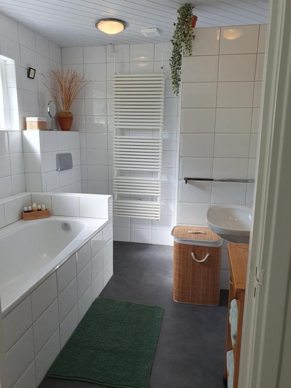 Zonnig appartement Maasbommel. photo 3