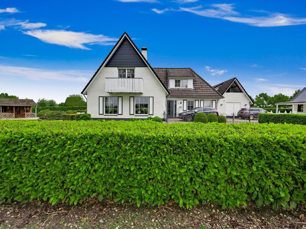 Tasteful Villa in Didam with Garden — photo 1