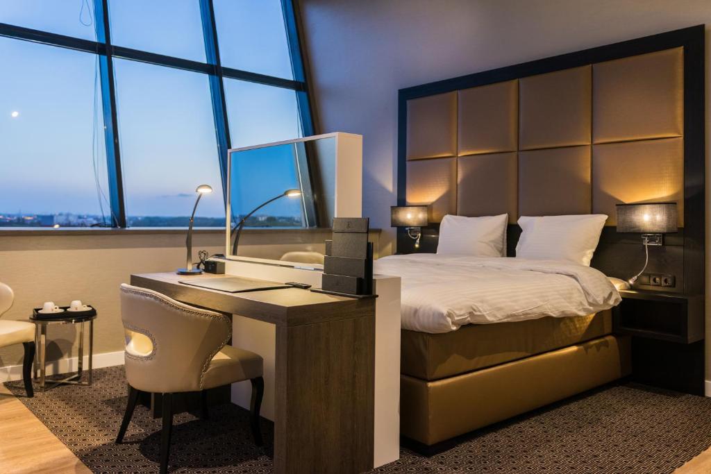 Riva hotel Den Haag - Delft photo 2