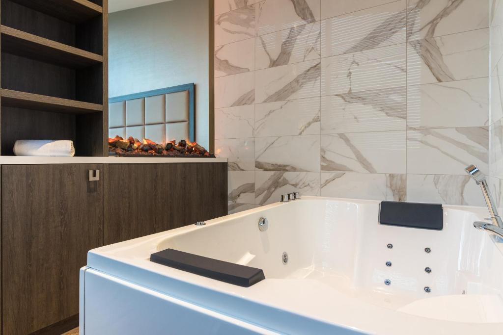 Riva hotel Den Haag - Delft photo 3