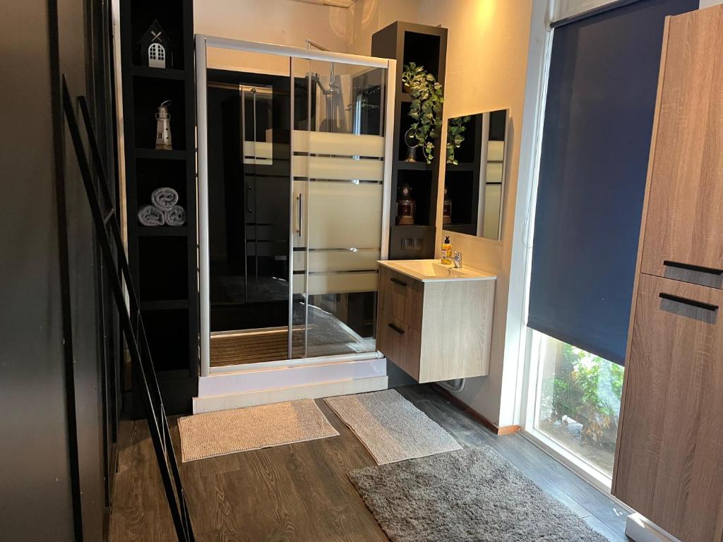 The marine apartment near Amsterdam by Weltevreden Experience photo 3