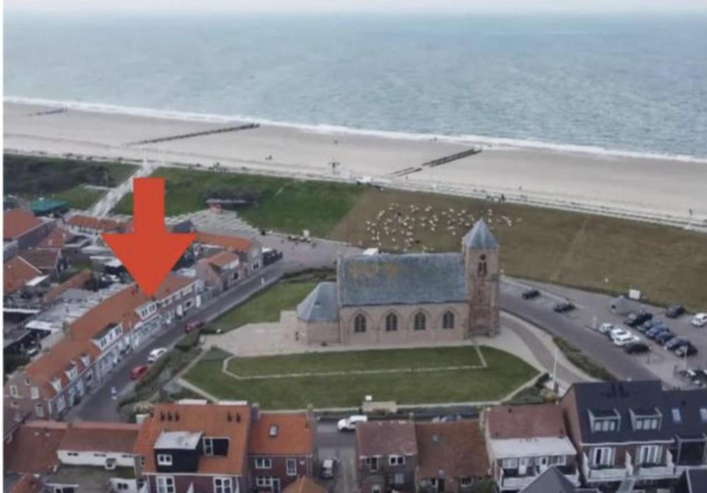 Family-Friendly Coastal Stay in Zoutelande photo 2