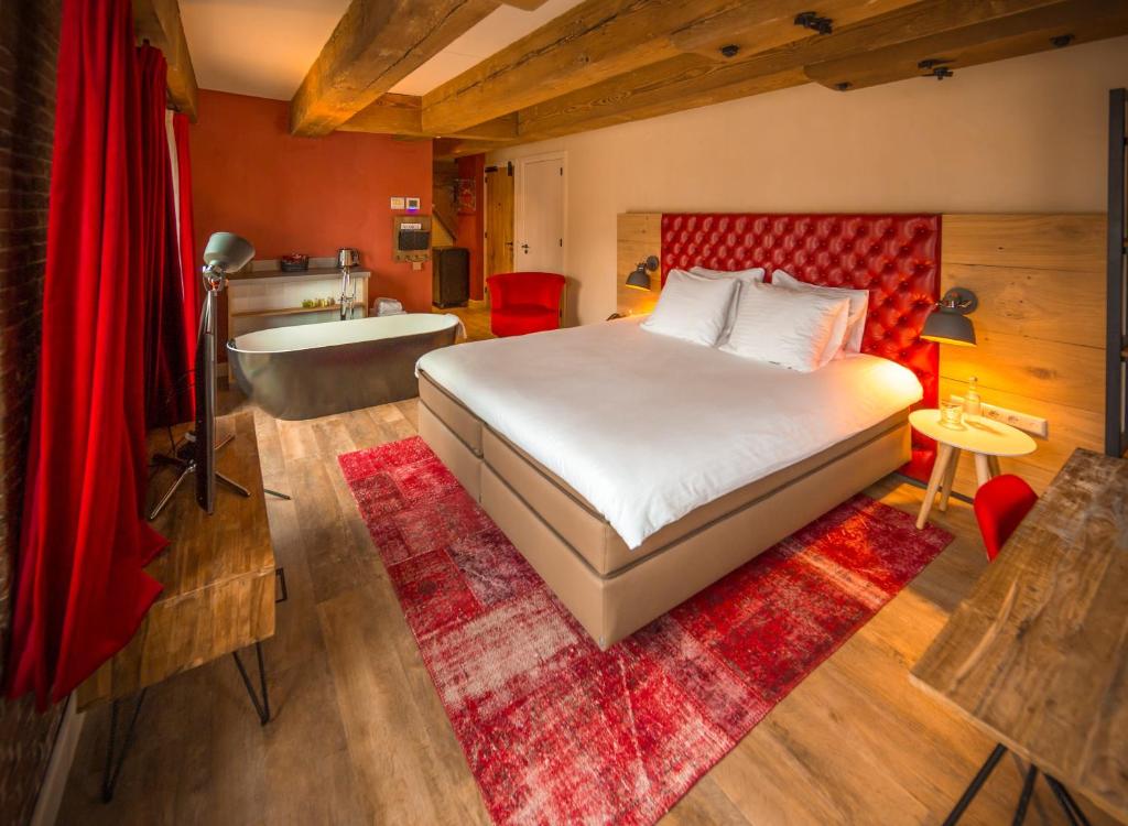 Van Rossum Stadshotel Woerden — photo 1