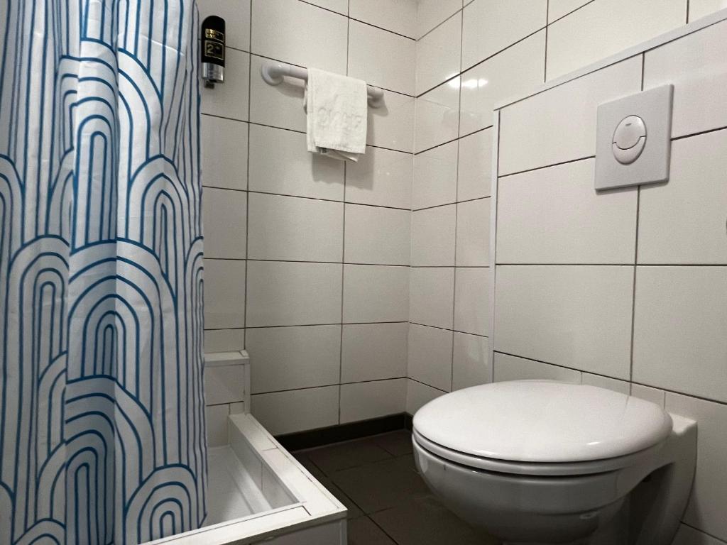 Budget Trianon Hotel photo 3