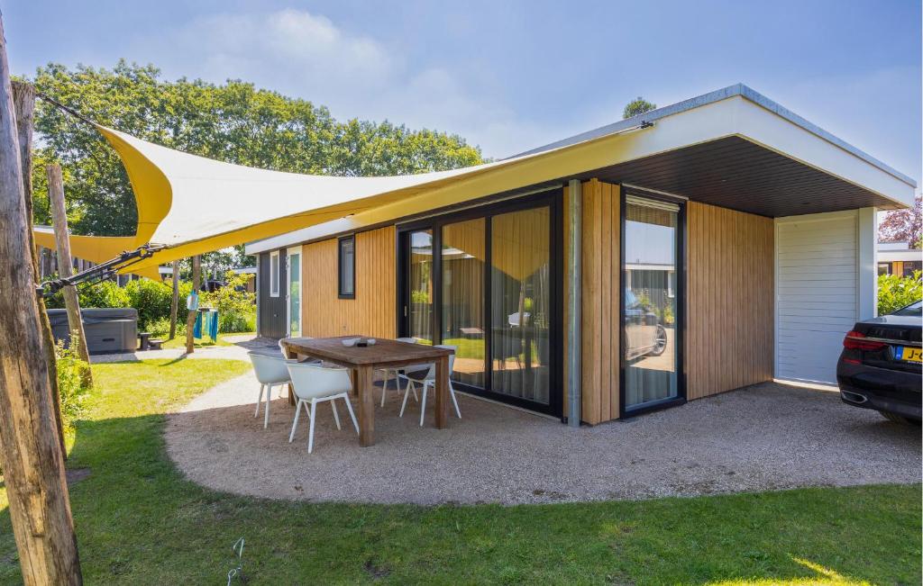 Nice Home In Voorthuizen With Wifi — photo 1