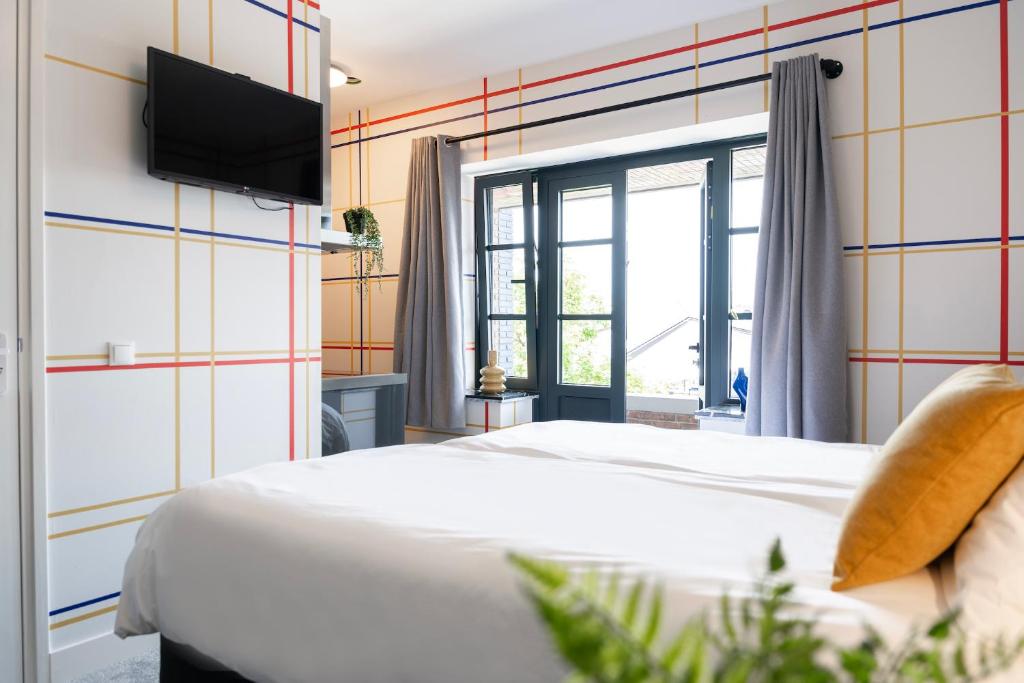 Modern Hotel Central Tilburg photo 2