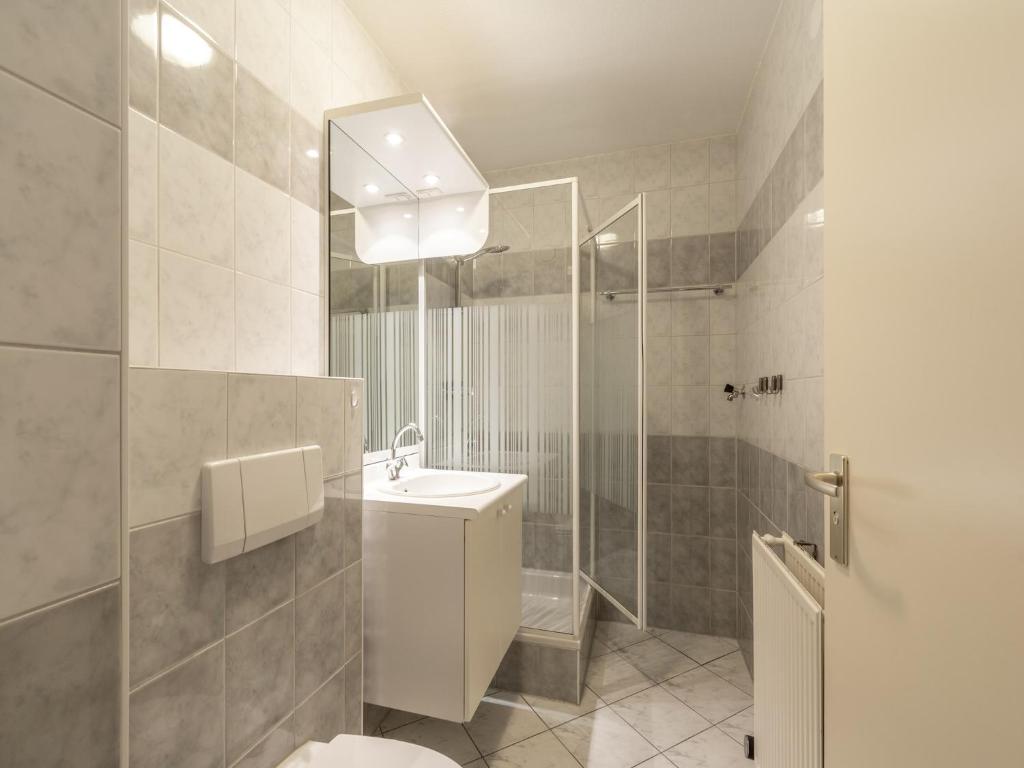 Apartment in Dutch Coast with Beach Access photo 3