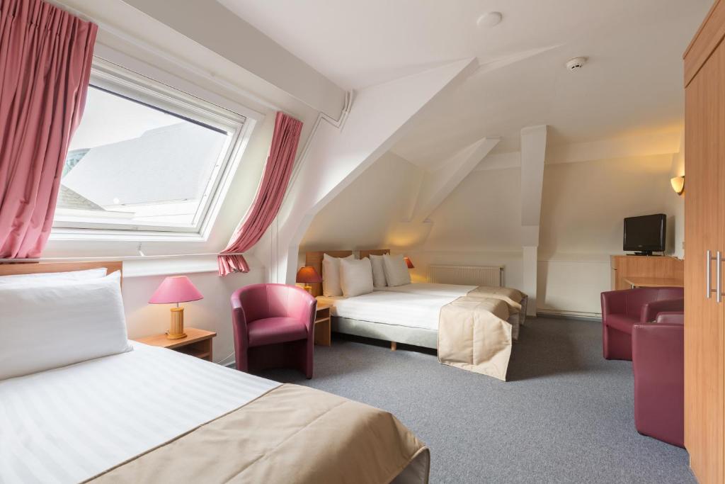 Rho Hotel photo 2