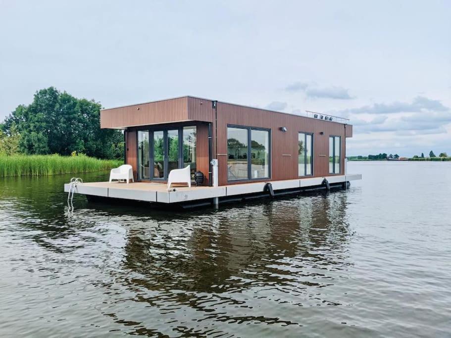 Surla Houseboat "Walvis" Kagerplassen — photo 1
