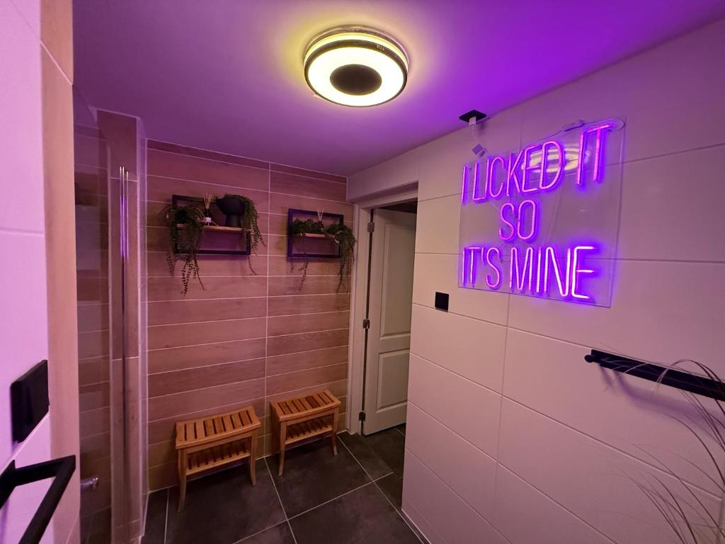 Stylisch Apartments Schanskerhof all with private kitchens - TV all Country - INDOOR SAUNA - NEXT TO THERMEN BAD NIEUWESCHANS photo 3