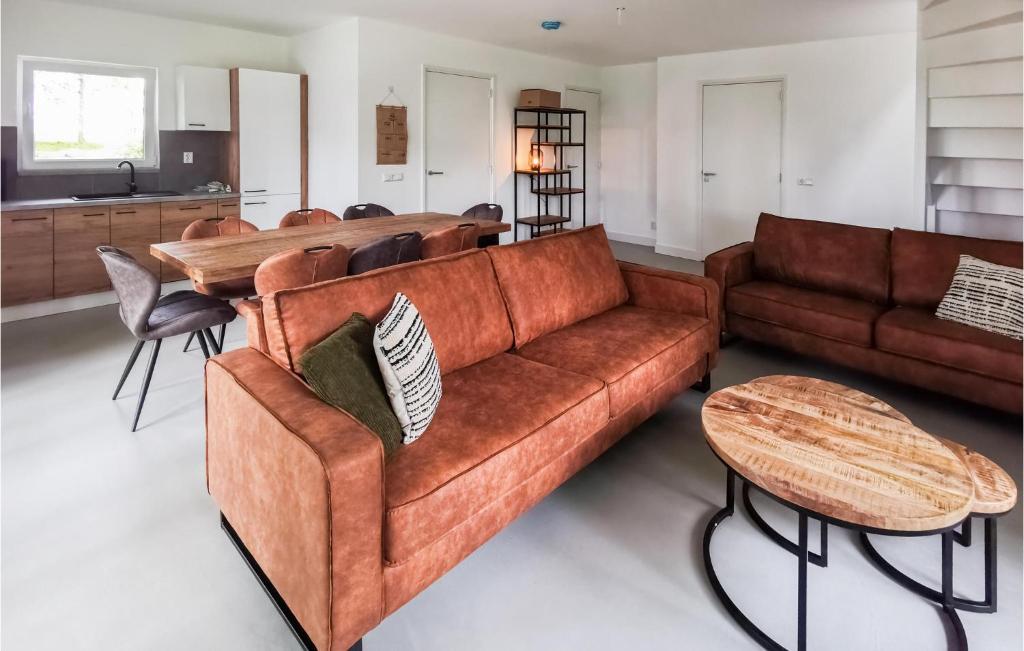 Stunning Home In Den Oever With Wifi photo 3