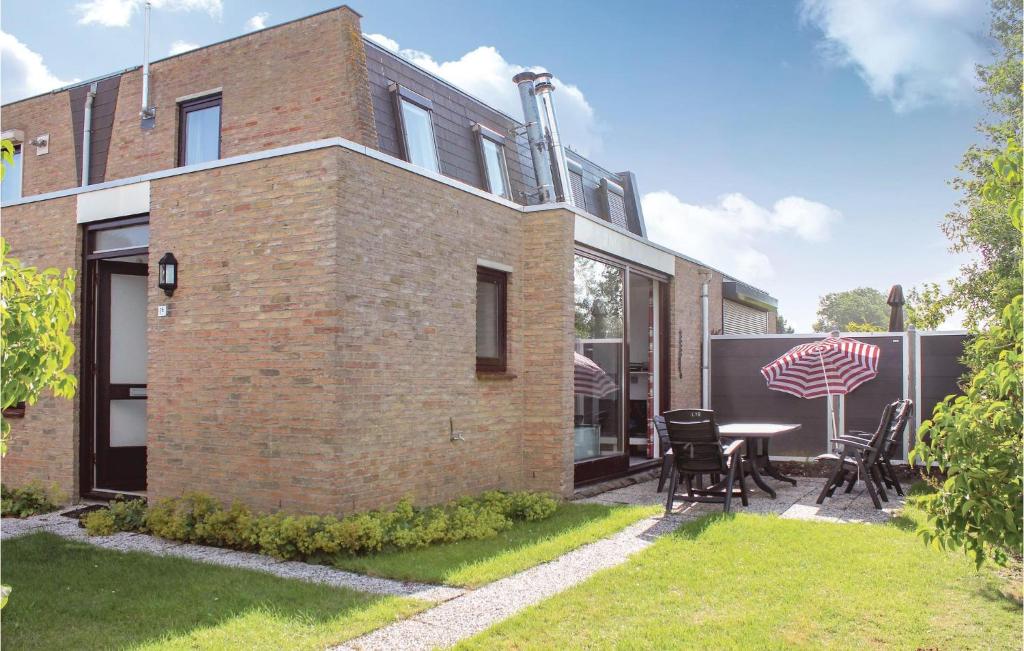 Beautiful Home In Nieuwvliet-Bad — photo 1