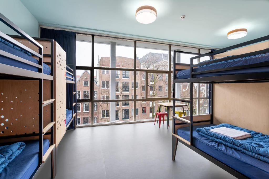 Stayokay Hostel Amsterdam Stadsdoelen photo 2