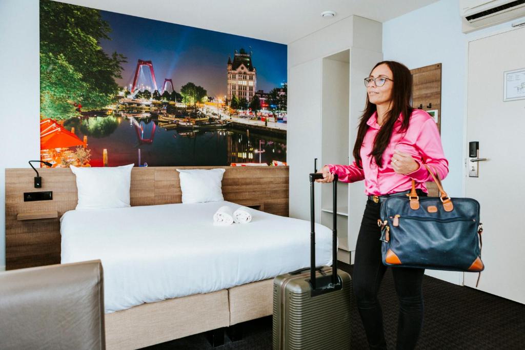 Rotterdam Teleport Hotel photo 2