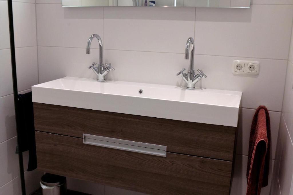 Sterflat 219 photo 3