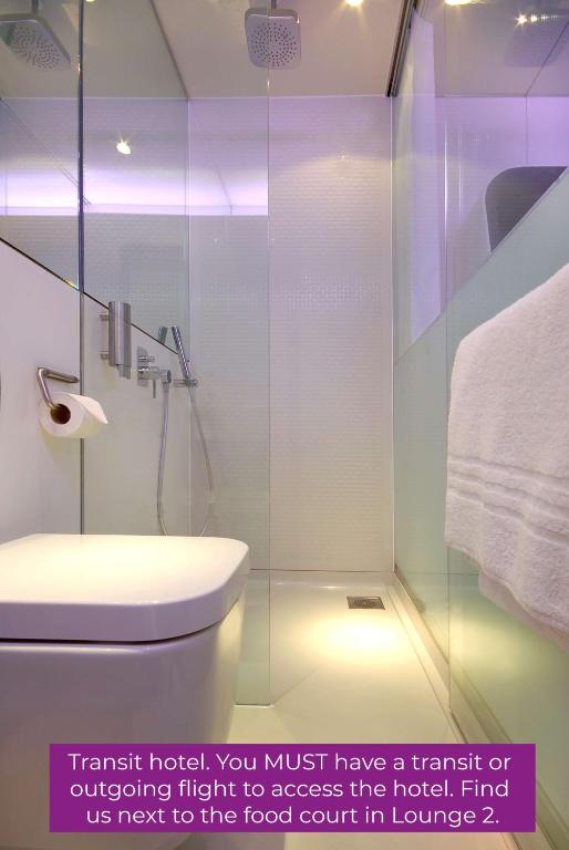 YOTELAIR Amsterdam Schiphol Transit Hotel photo 3