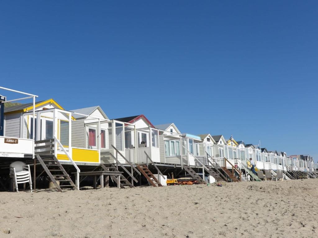 Beach House in Koudekerke near Dishoek — photo 1