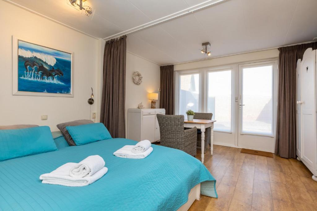 Welcome in - Lichte studio nabij het strand I Zuidstraat 113 photo 2