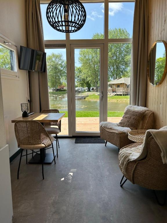 Tiny House photo 2