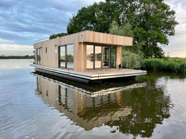 Surla houseboat "Sunrise" Kaag with Free Tender boat — photo 1
