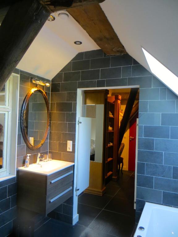 The Black Horse B&B & More photo 3