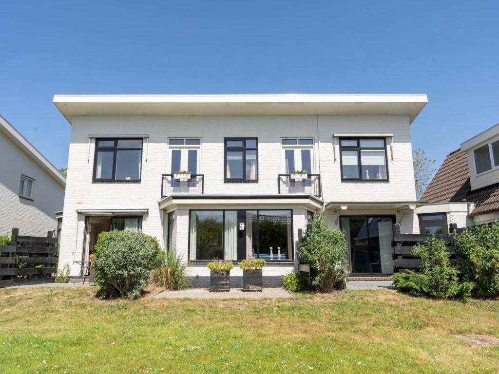 Apartment in De Koog near Texel Beach — photo 1