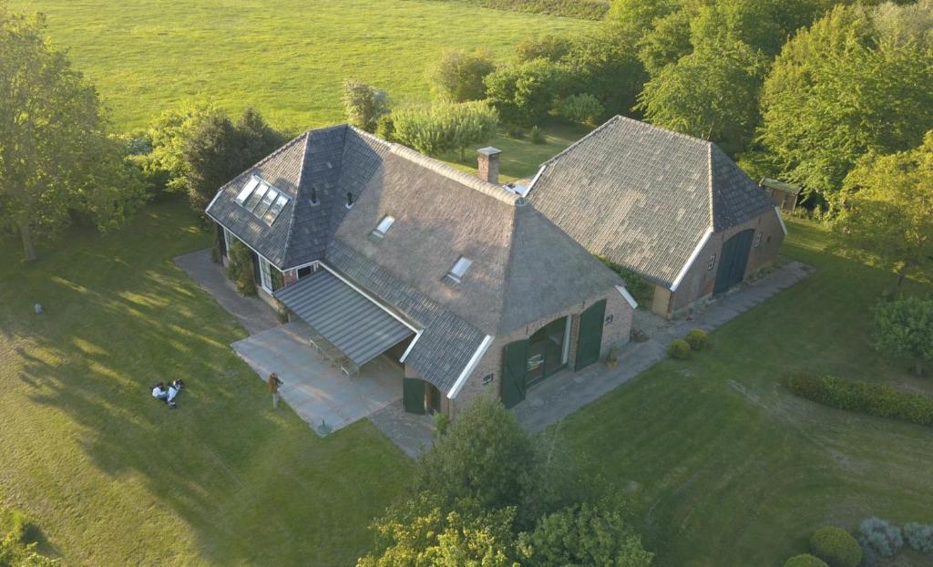 The nicest farmhouse in Holland! photo 2