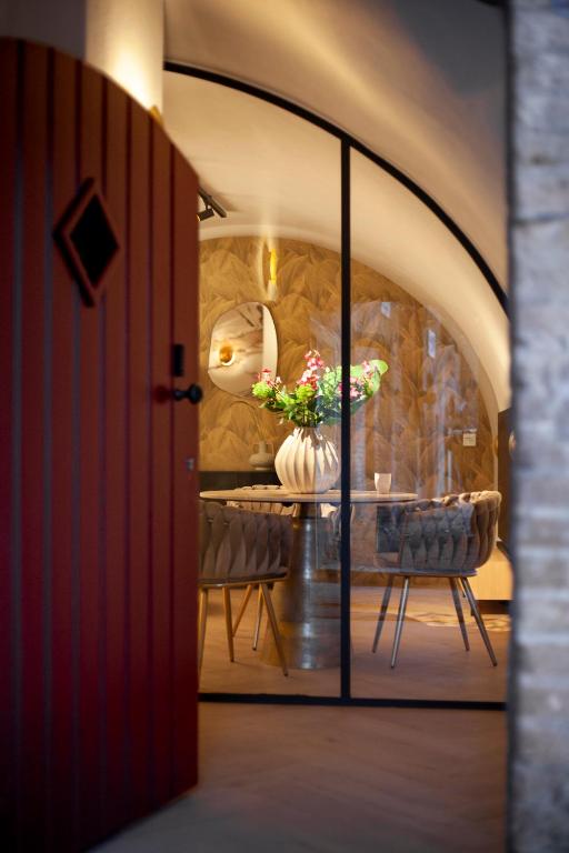 The Stork - In luxe logeren aan de Oudegracht — photo 1