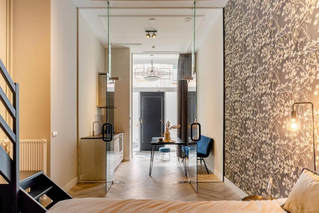 Child favorite coach house city villa tilburg photo 2