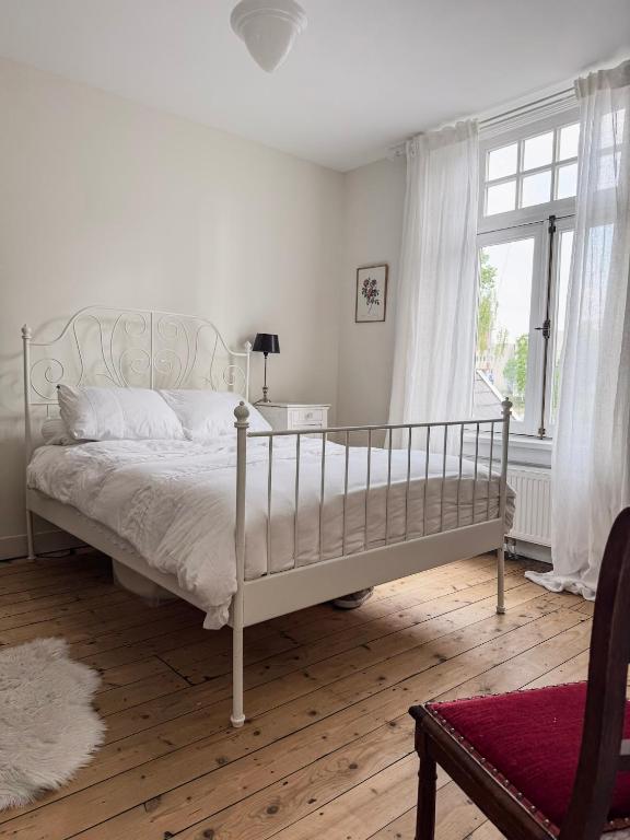 Romantische kamer nabij centrum photo 2