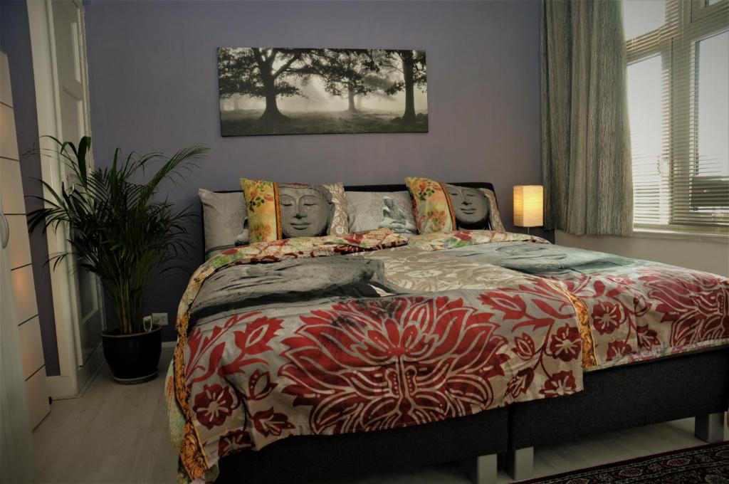 Sam's Place photo 2