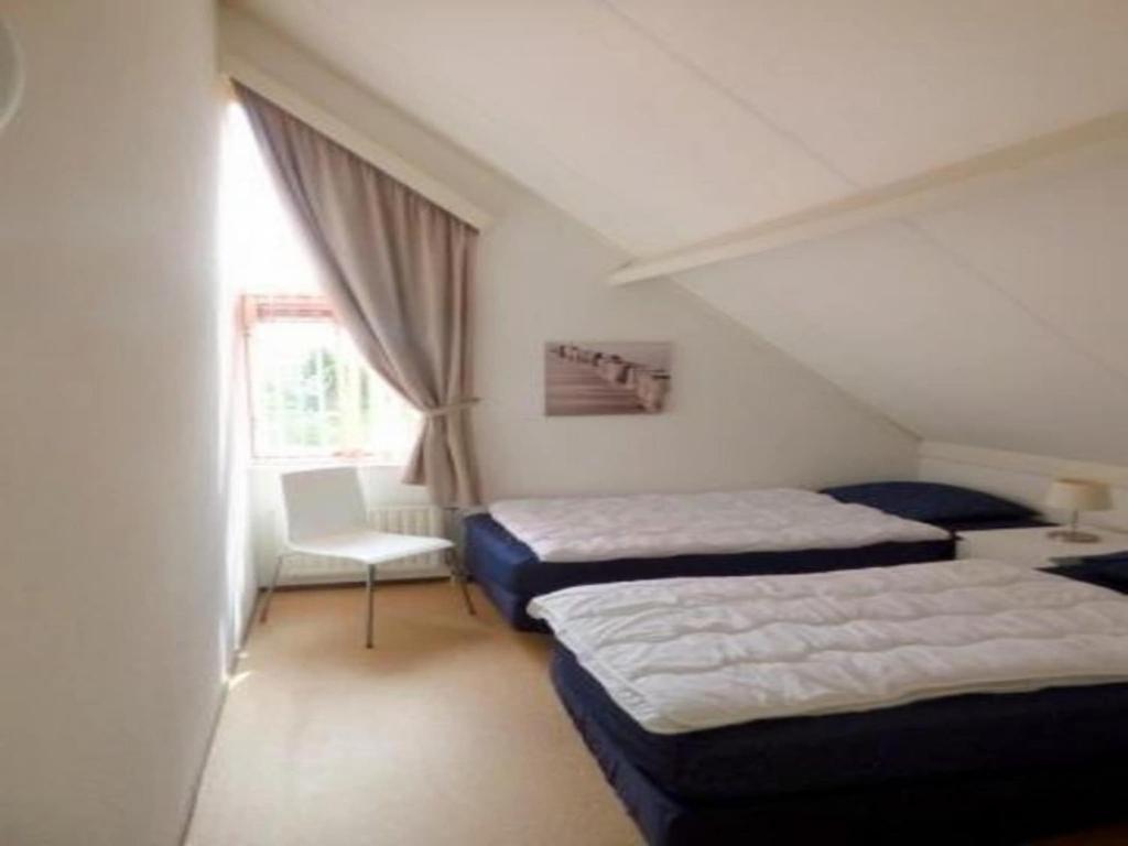 Bungalow in Breskens near the Beach photo 2