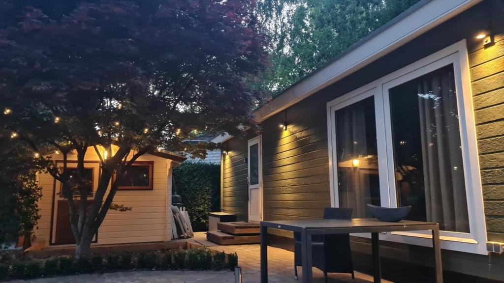 Zwijntje I Nice chalet with floral garden — photo 1