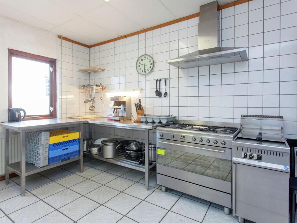 Farmhouse in Holwerd near the Sea photo 3