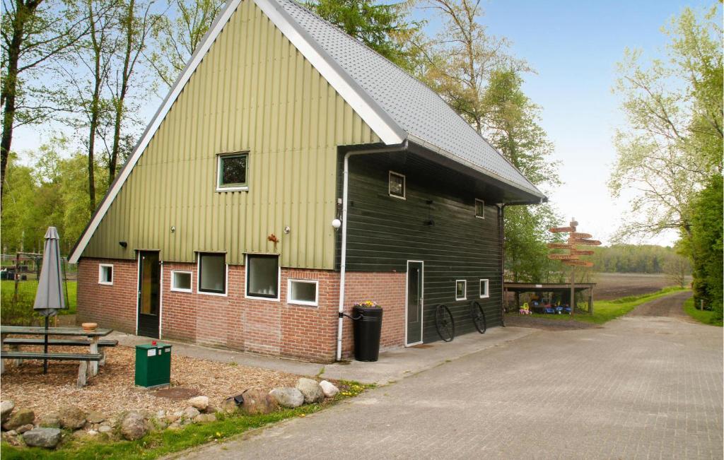 Nice Home In Schoonloo With Wifi photo 2