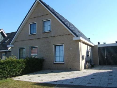 Sanne — photo 1