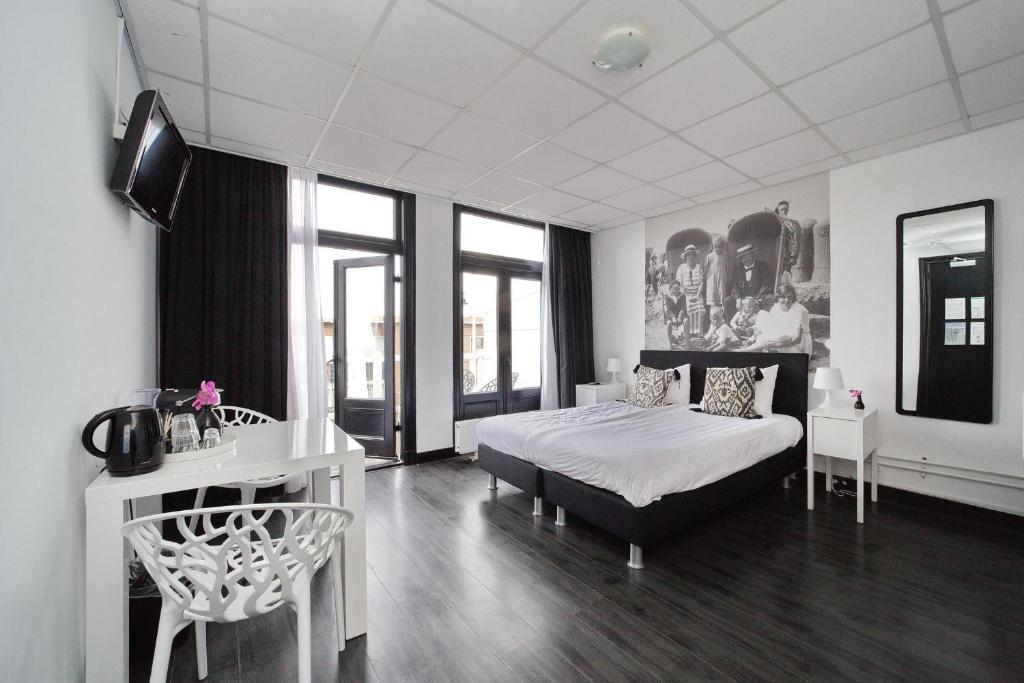 Hotel Zeespiegel photo 2
