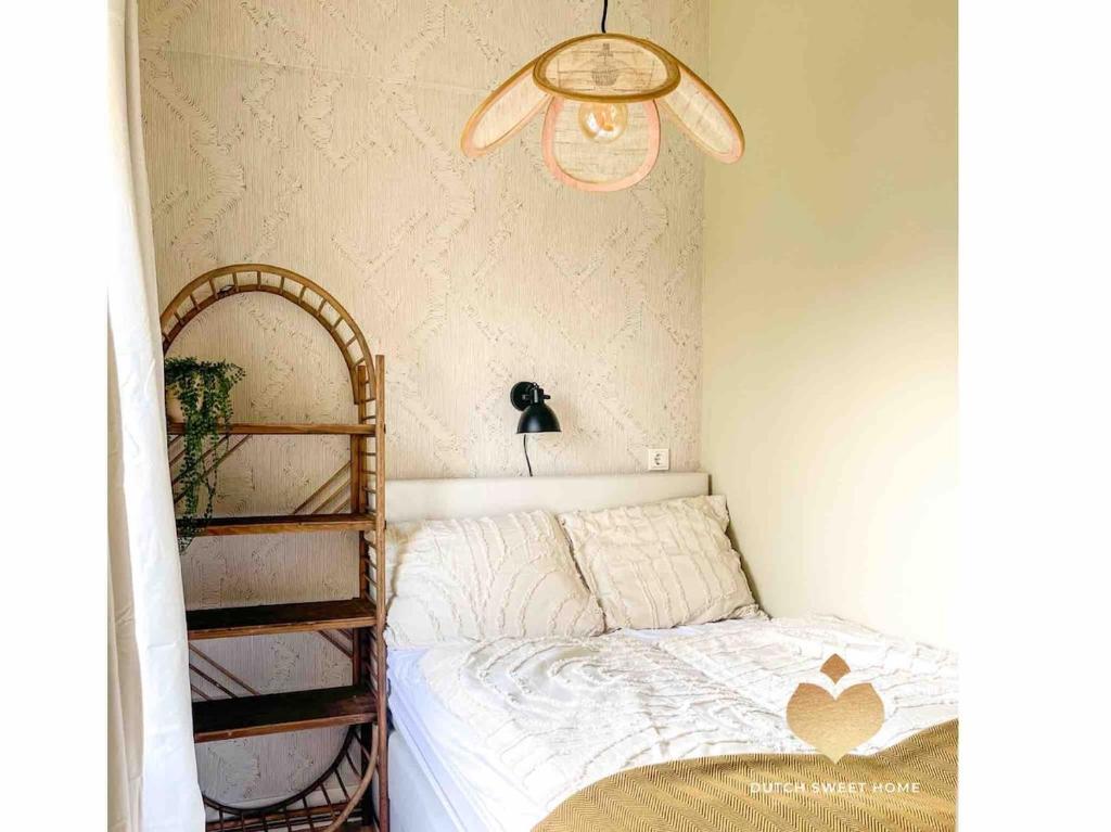 The Soultree - Stylish nature cottage near Schoorl dunes & Bergen beach photo 2
