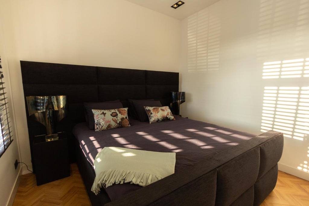 Spacious private apartement photo 2