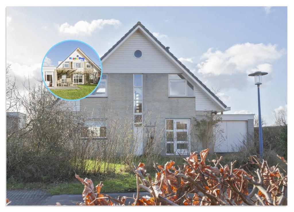Spacious 8 Guest Water Villa in Terherne photo 2