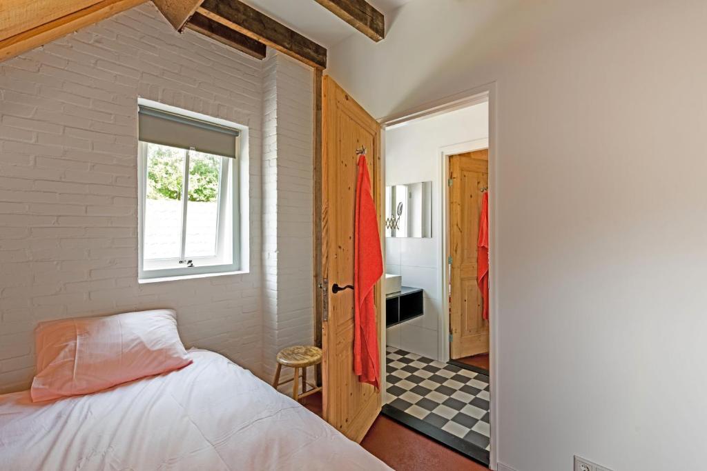 TopLocatiezeeland # FamilievakantiehuisWalcheren # 14 pers photo 3