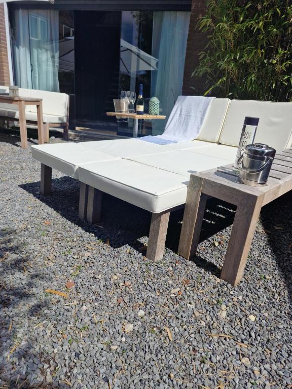 The Beach House — photo 1
