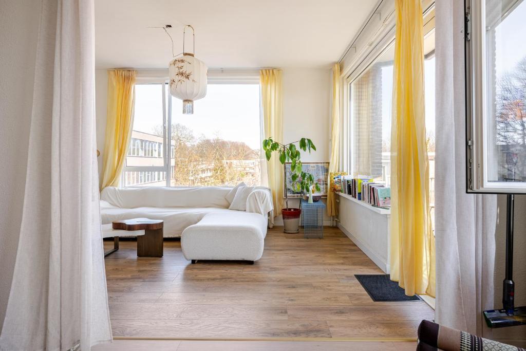 Stunning artist zen guest suite at heart of Amsterdam photo 2