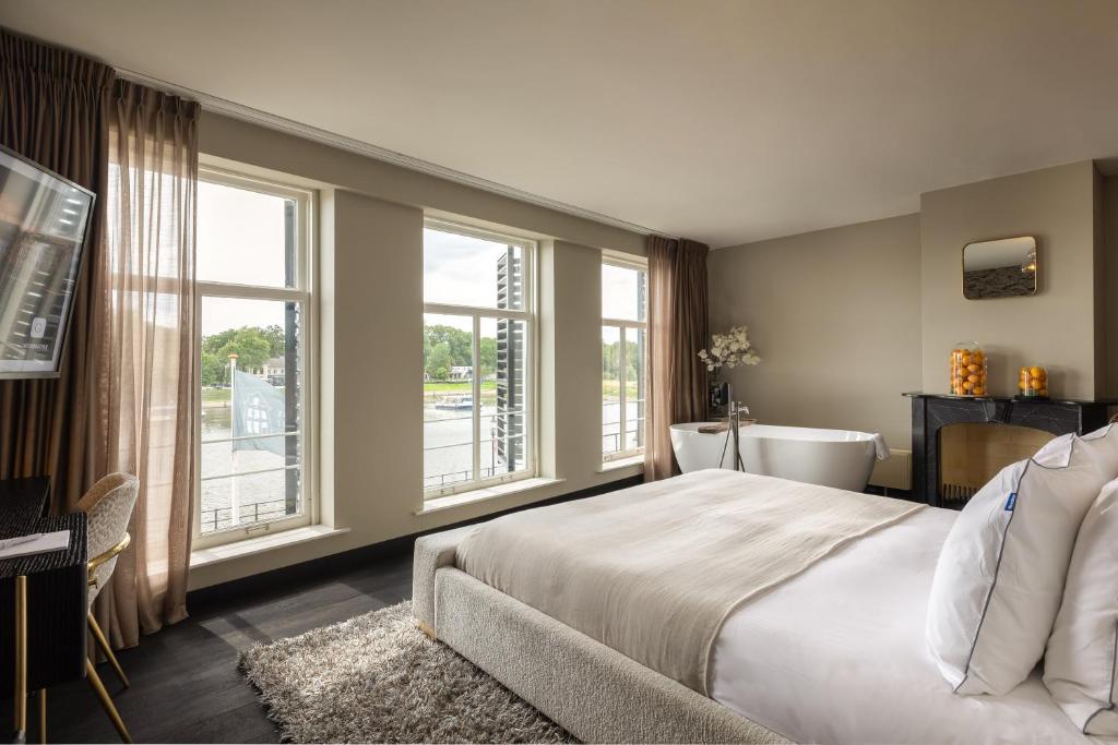 The River Suites — photo 1