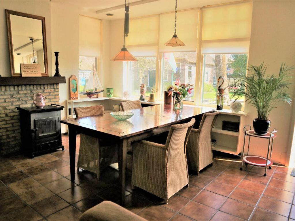 Apartment in Giethoorn by Scenic Canals photo 2